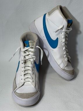 Vintage Nike Blazer Mid '77 Sneakers Size 4Y